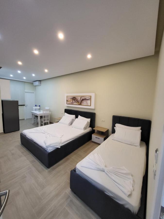 Delmar Apartments Голем Екстериор снимка