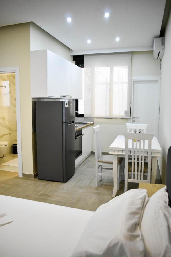 Delmar Apartments Голем Екстериор снимка