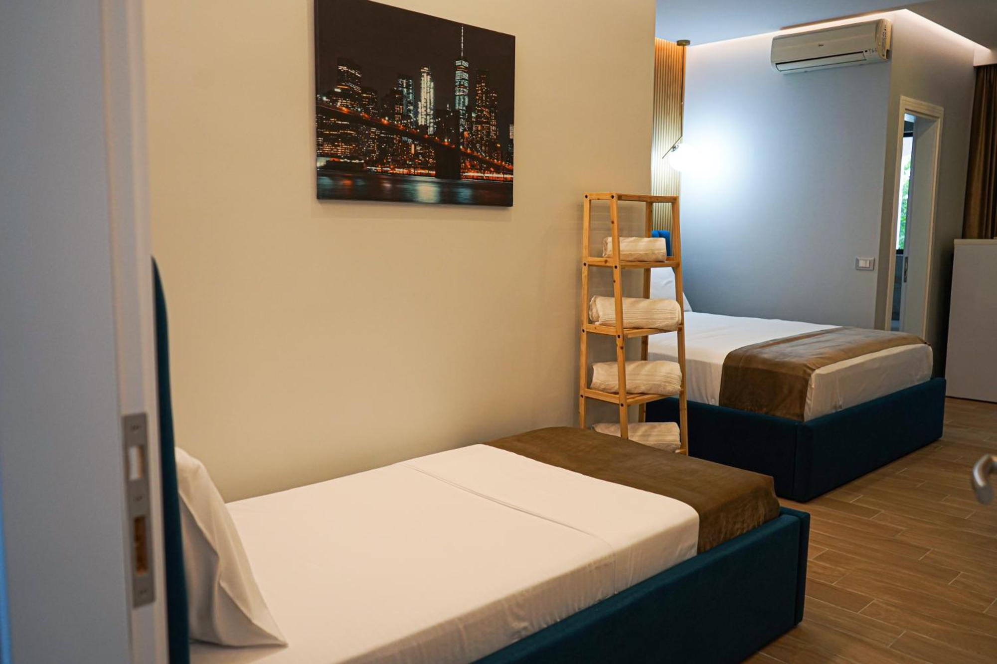 Delmar Apartments Голем Екстериор снимка